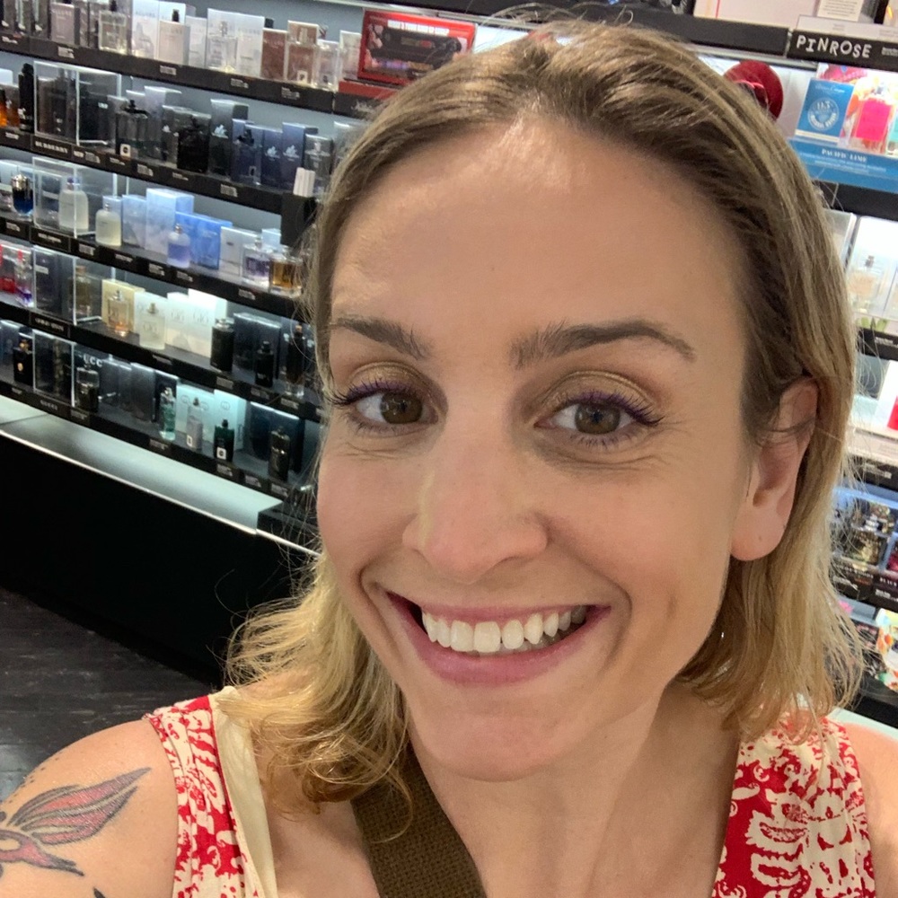 Meet your Posher, Stefanie